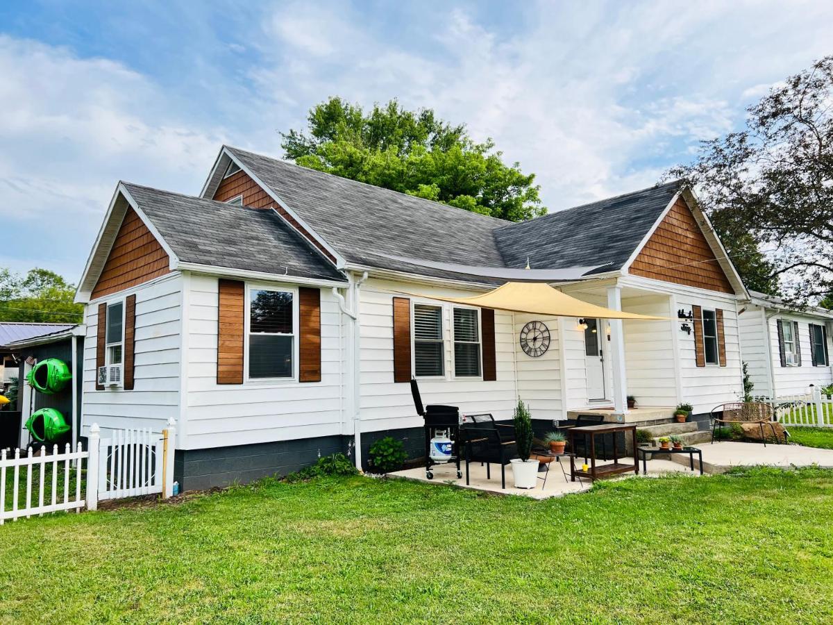 Lakewoods Cottage Clintondale Bagian luar foto